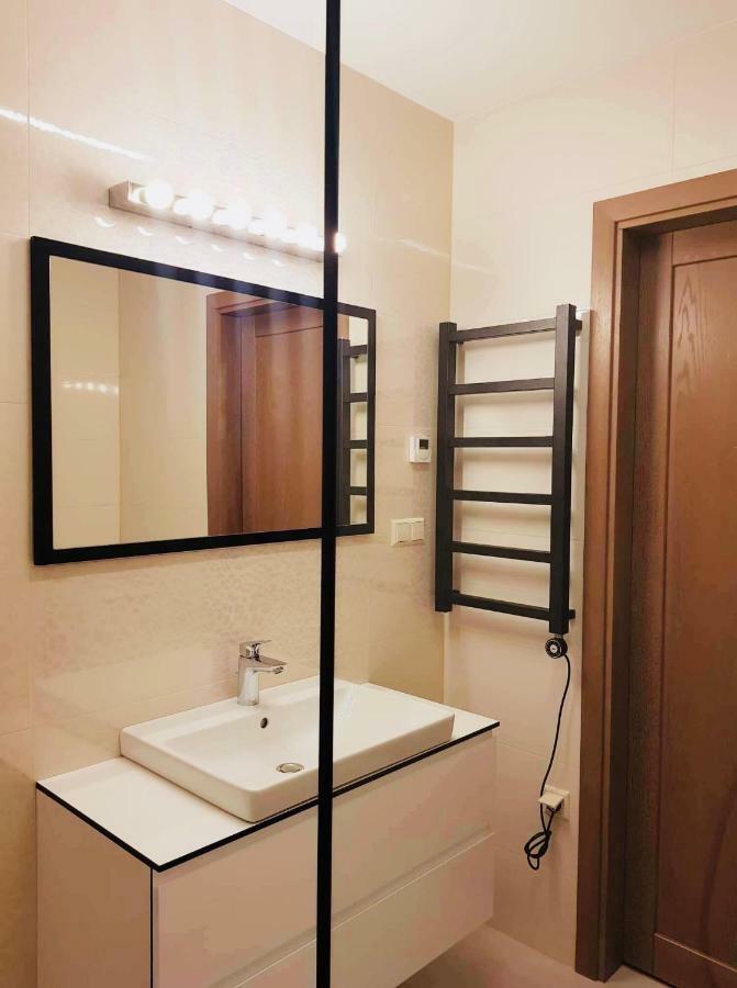 Modern Boutique Apartment In The City Center دروسكينينكاي المظهر الخارجي الصورة