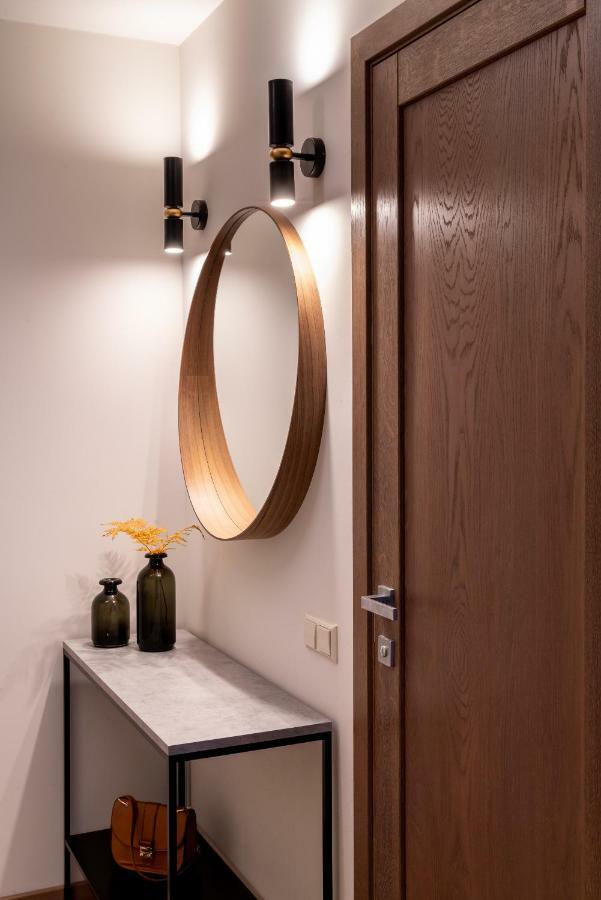 Modern Boutique Apartment In The City Center دروسكينينكاي المظهر الخارجي الصورة